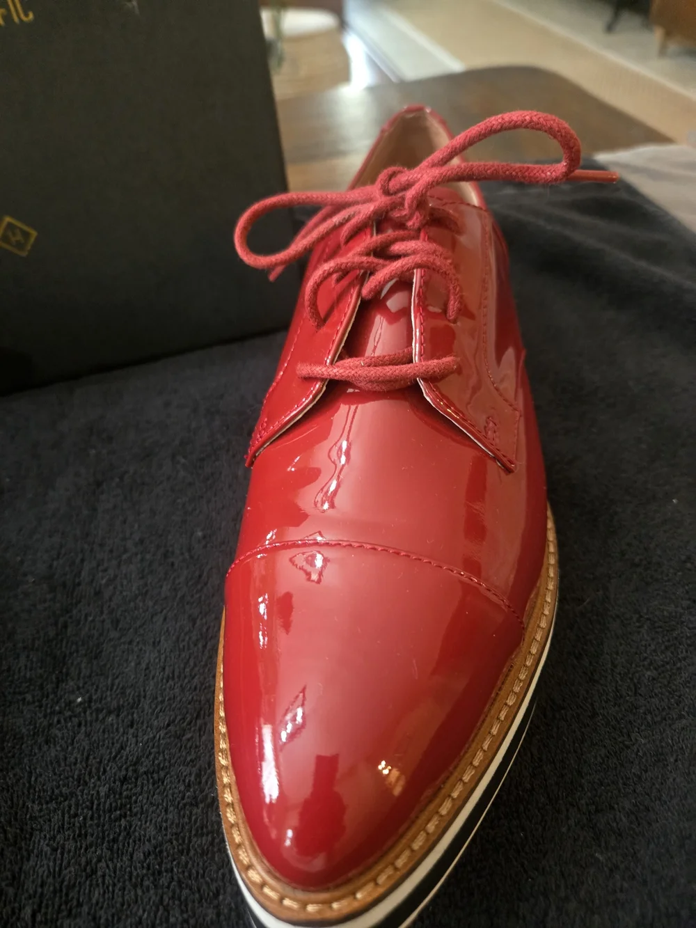 Halogen Women's Red Patent Leather Platform Brogue Shoes Size 11 EUC